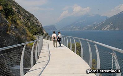 Limone - Riva del Garda cycle path
