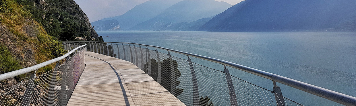 Limone - Riva del Garda cycle path Hotel